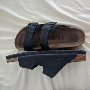 Black Arizona Birkenstocks